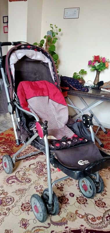 kids pram in very good condition 4