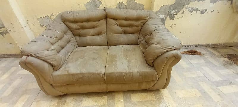 sofa 2 seater 0