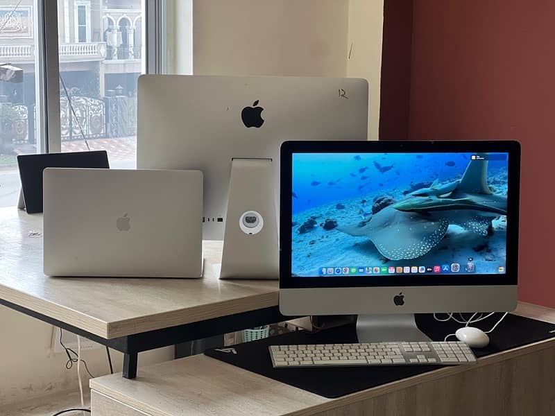 Apple iMac2019 22inch Core i5 3