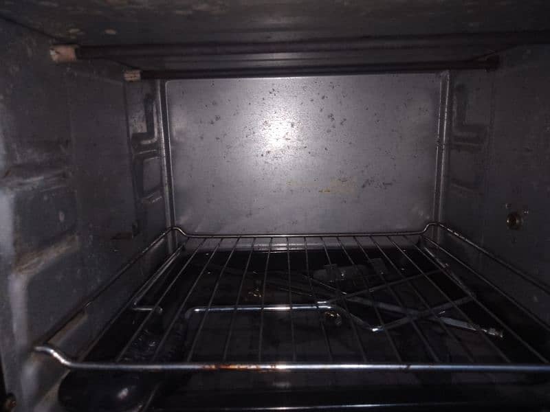 Microwave Oven Baking 1