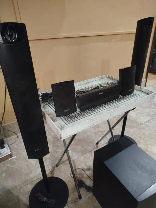 Sony theater speakers set 3