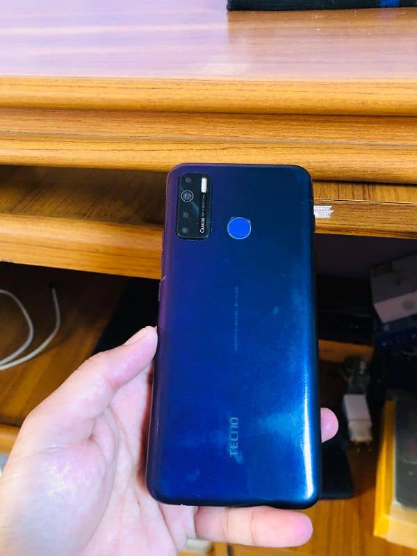 Tecno camon 15pro 4/128gb 7