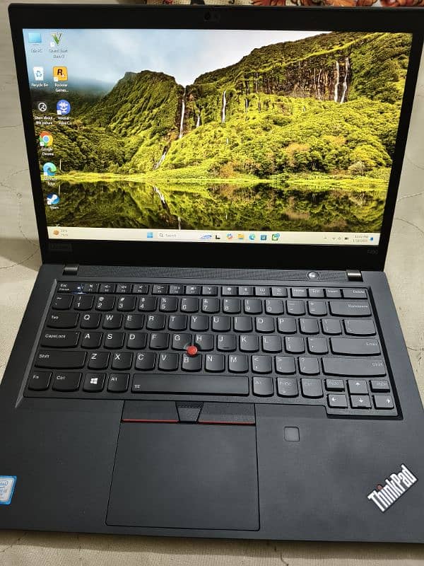 Lenovo Thinkpad T490 1