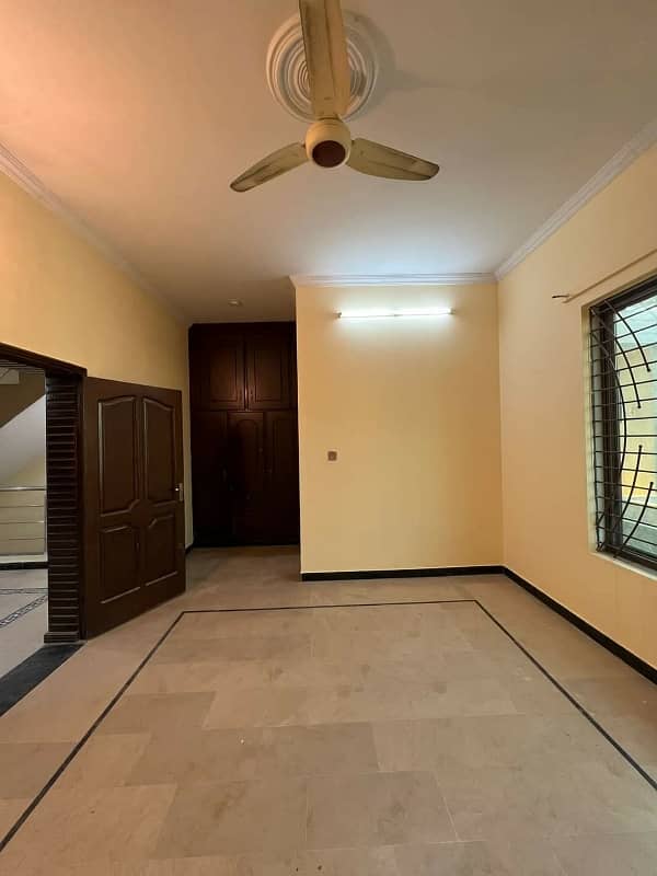 7 Marla Ground Portion for Rent in G-13 0