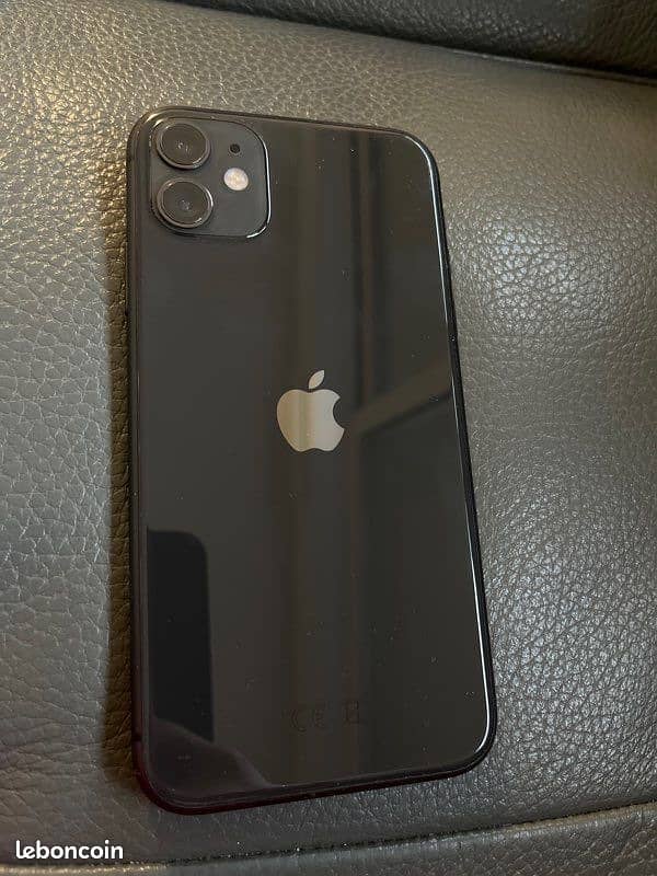 iPhone 11 official PTA Approved 64GB 0