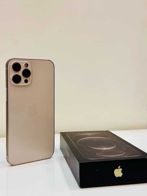 Iphone 12 Pro Max Gold 10/10 PTA Approved 5