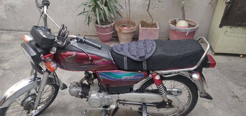 Honda cd 70 First hand use condition 10/10 better than today new bike 0