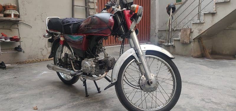 Honda cd 70 First hand use condition 10/10 better than today new bike 4