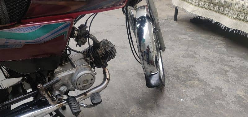 Honda cd 70 First hand use condition 10/10 better than today new bike 8