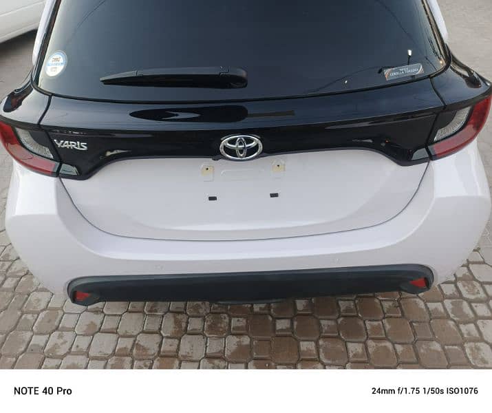 Toyota Yaris X push start 2023 model 5