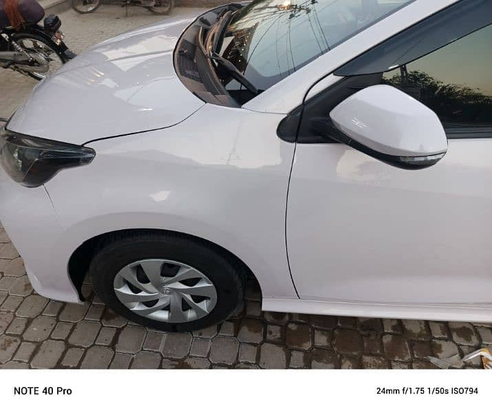 Toyota Yaris X push start 2023 model 8