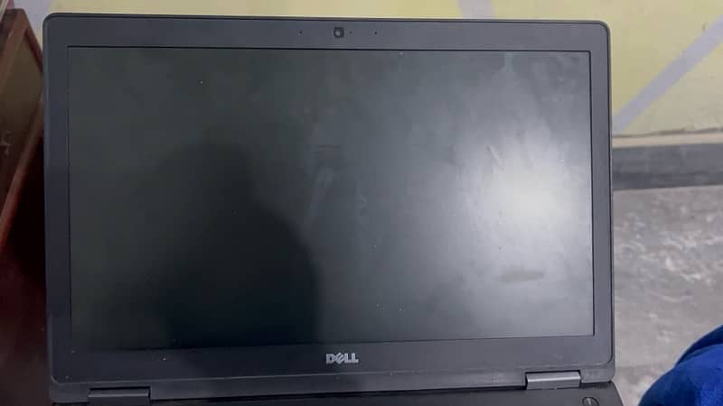 Dell laptop with all accessories with bag just 8 months used pubg 90 5