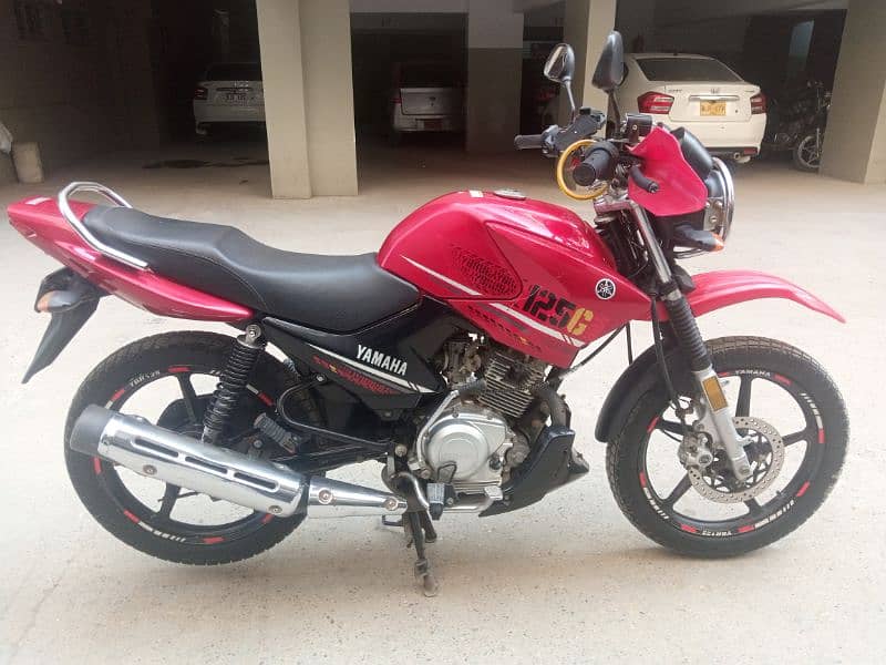 Yamaha YBR 125 G in pristine condition 6