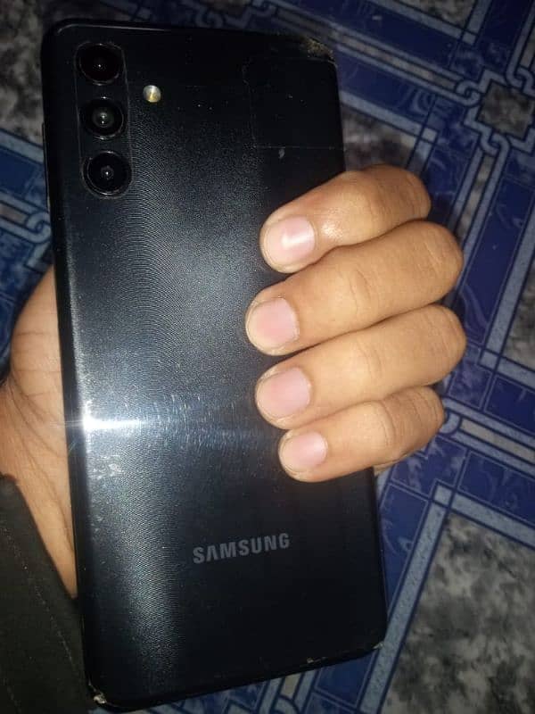 samsung a04s 1