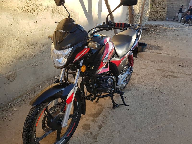 Honda CB 150F 0