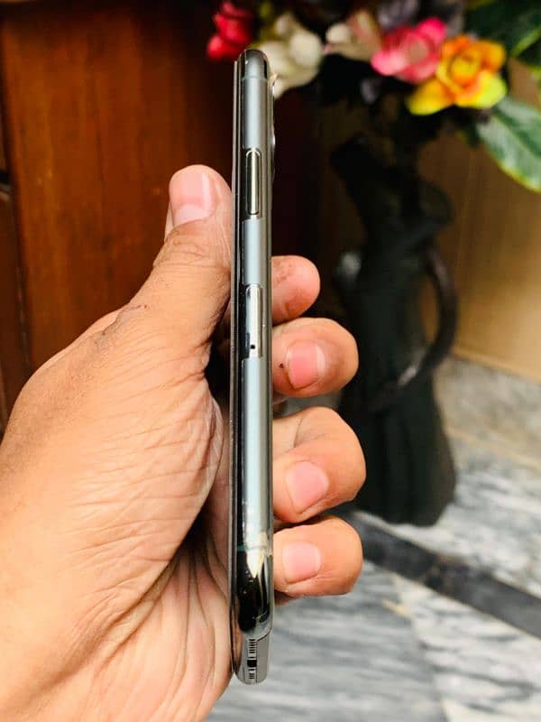 i phone 11 pro (64gb) non pta E sim time available 3