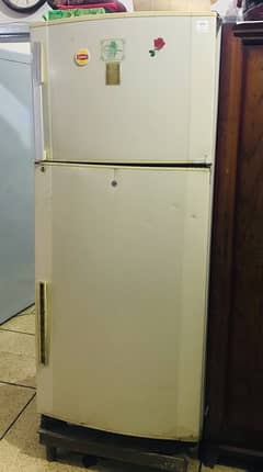 dawlance full size fridge for sale