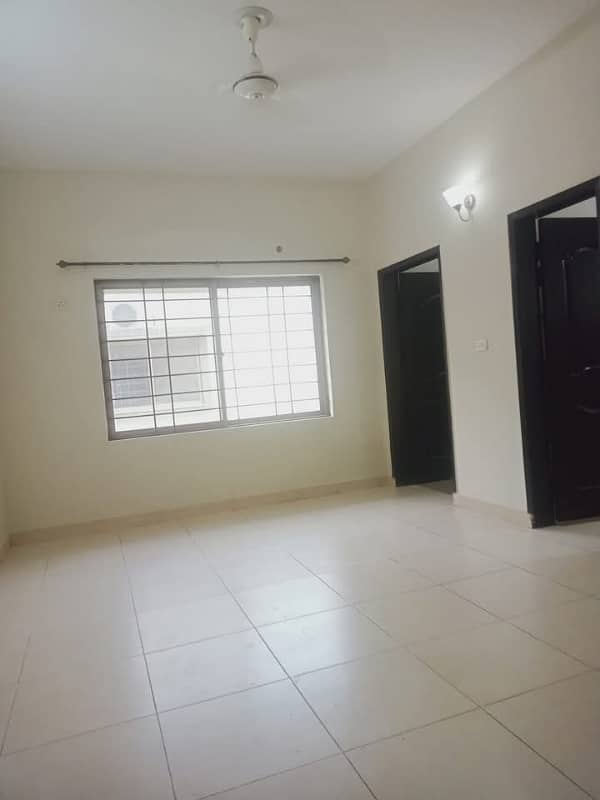 Apartment For Rent In Askari 11 Sec-B Lahore 2