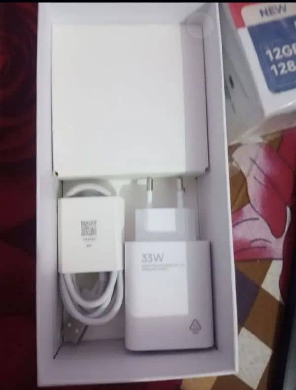 REDMI 14C 6 + 128 GB 2