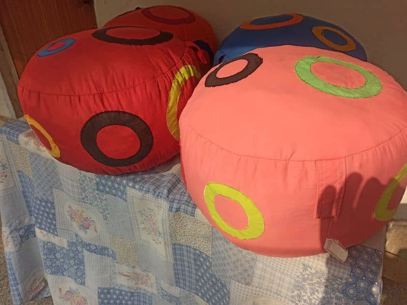 Bean Bags Sofa for Kids | Round Bean Bags Stool 3