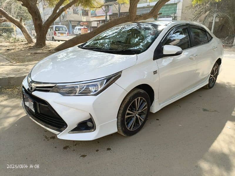 Toyota Corolla Altis 2022 x 2