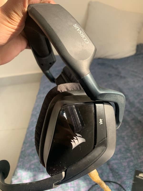 Corsair Void RGB Elite USB Headphones 7.1 Surround Sound 0
