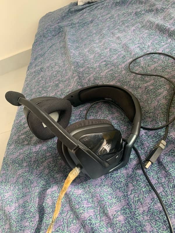 Corsair Void RGB Elite USB Headphones 7.1 Surround Sound 4
