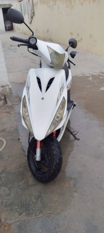 Scooty for sale kick start self-start both 1