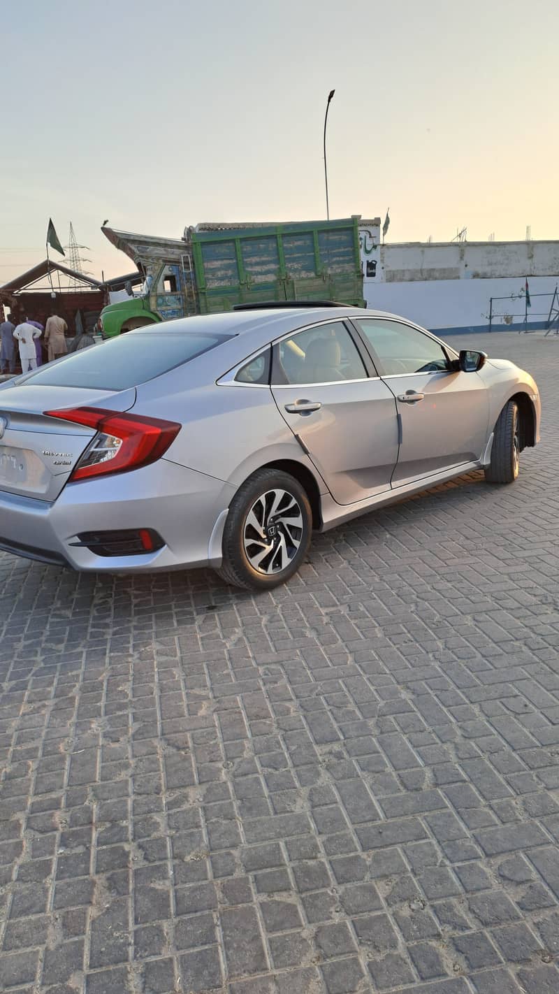 Honda Civic VTi Oriel Prosmatec 2018 5