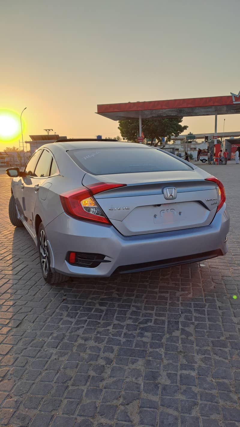 Honda Civic VTi Oriel Prosmatec 2018 15