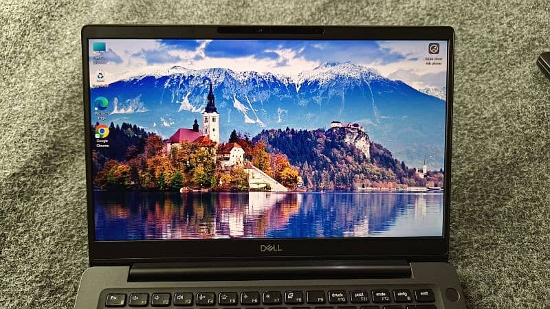 Dell i7 8th touch screen 1