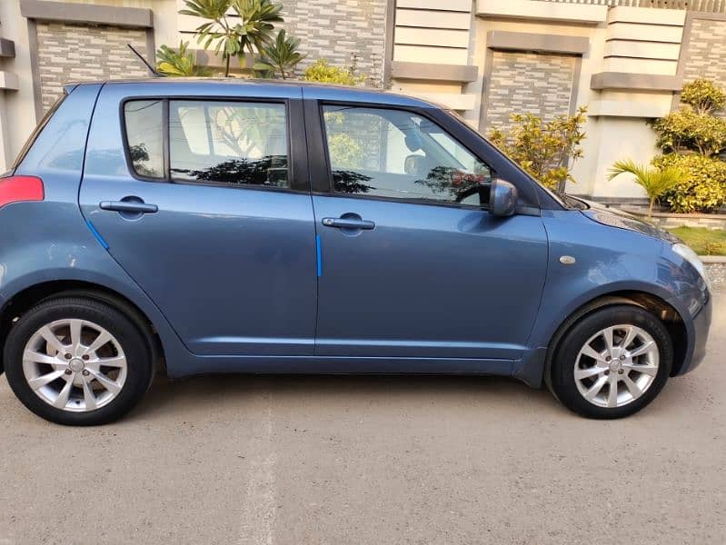 Suzuki Swift Dlx model 2011 original light blue color 4