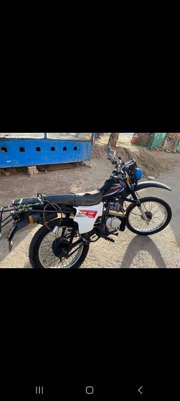 United Trail bike 125cc 0