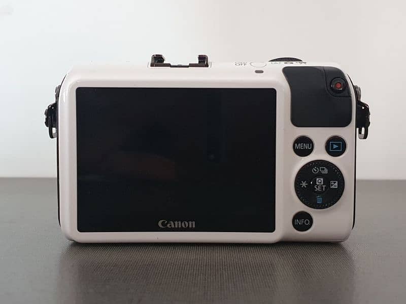 Canon Eos M 2