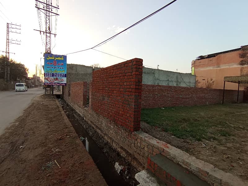 7 Marla Commercial plot Available for sale Opposite Pak Fan University Road , City Gujrat 1