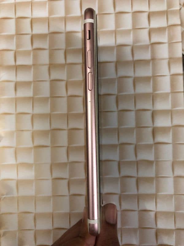 iphone 7 (32 GB) - Rose Gold (PTA Approved) 3