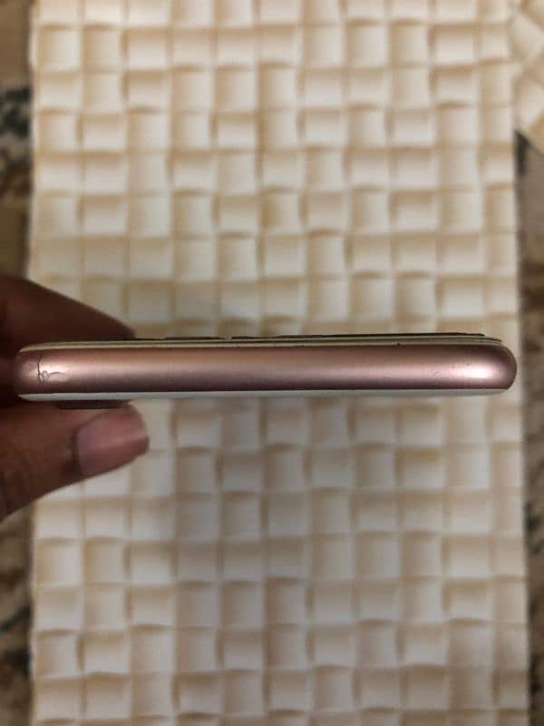 iphone 7 (32 GB) - Rose Gold (PTA Approved) 6