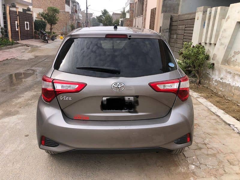 Toyota Vitz 2018 18