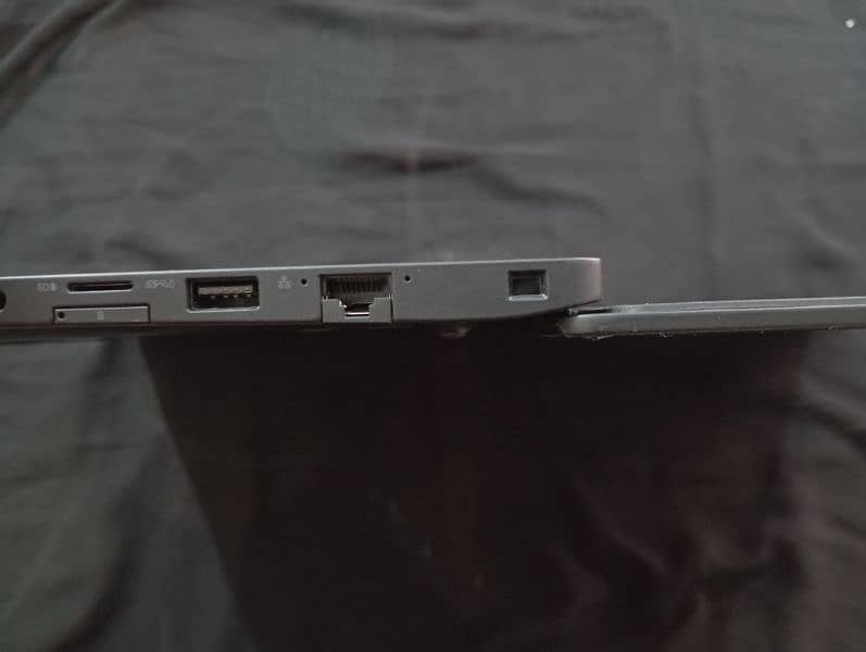 Dell Latitude 7280 8GB, 256GB SSD 3