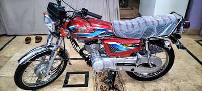 Honda CG 125 2 months first owner brand new urgent sale