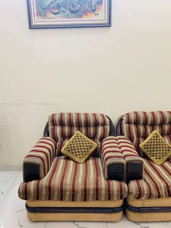 5 seater sofa 3