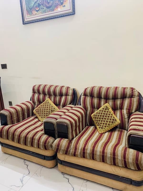 5 seater sofa 6