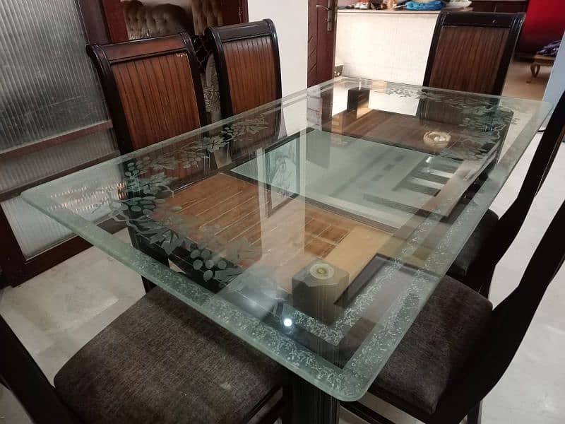 6 seater Dining table 6