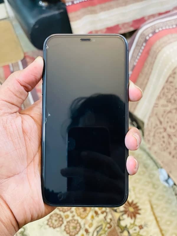 Iphone 11 64 Gb waterpack 3