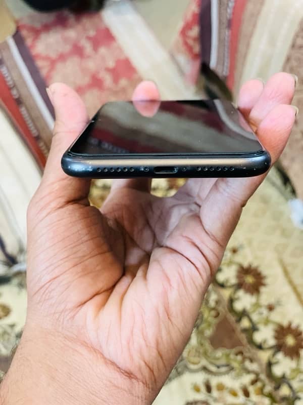 Iphone 11 64 Gb waterpack 5