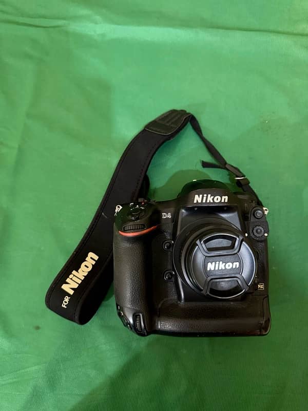 Nikon D4 3