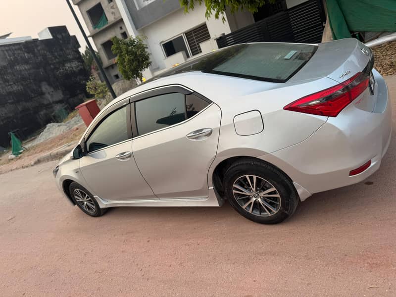 Toyota Corolla GLi Automatic 1.3 VVTi 2016 3