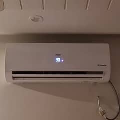 1.5 ton haier Invertor Ac