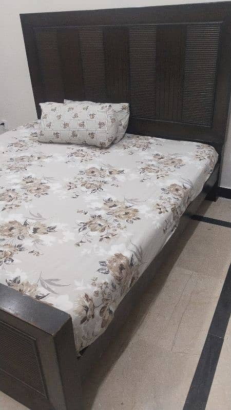 king size bed with mattress 1