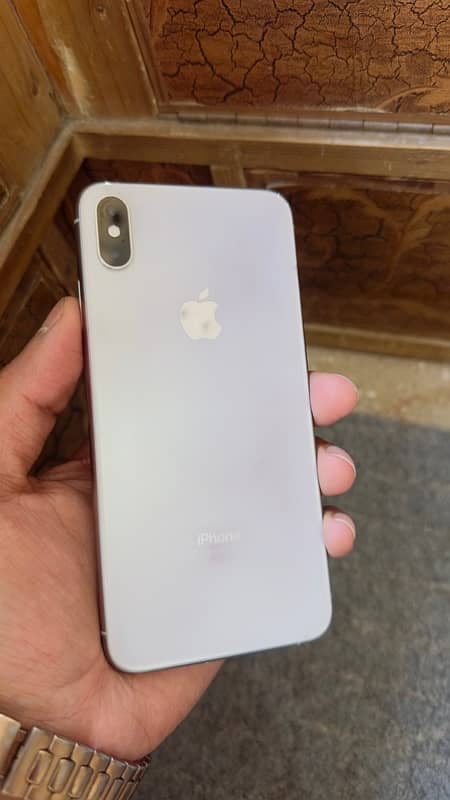 Iphone xsmax 64 gb pta approve 0